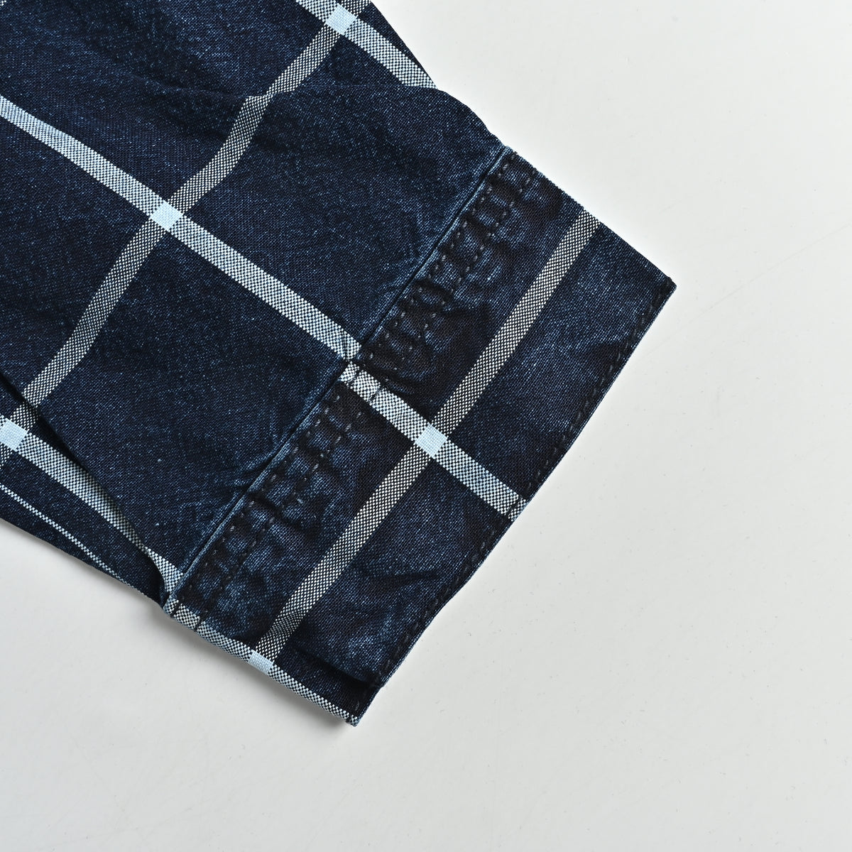 Dior FW26 Embroidered Fringe-Hem Plaid Oxford Shirt – Navy 693D592A3089-C580