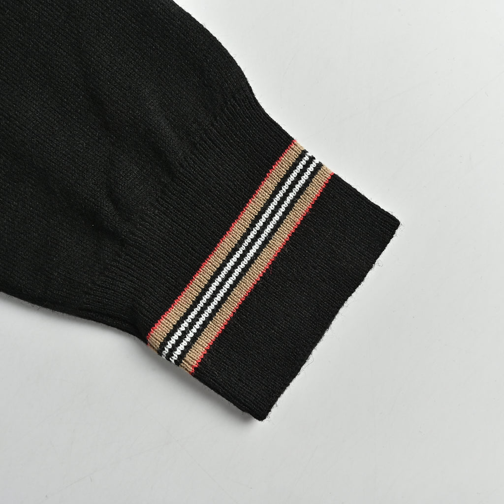 Burberry BBR Striped-Cuff Crewneck Sweater – Black – Unisex80332011