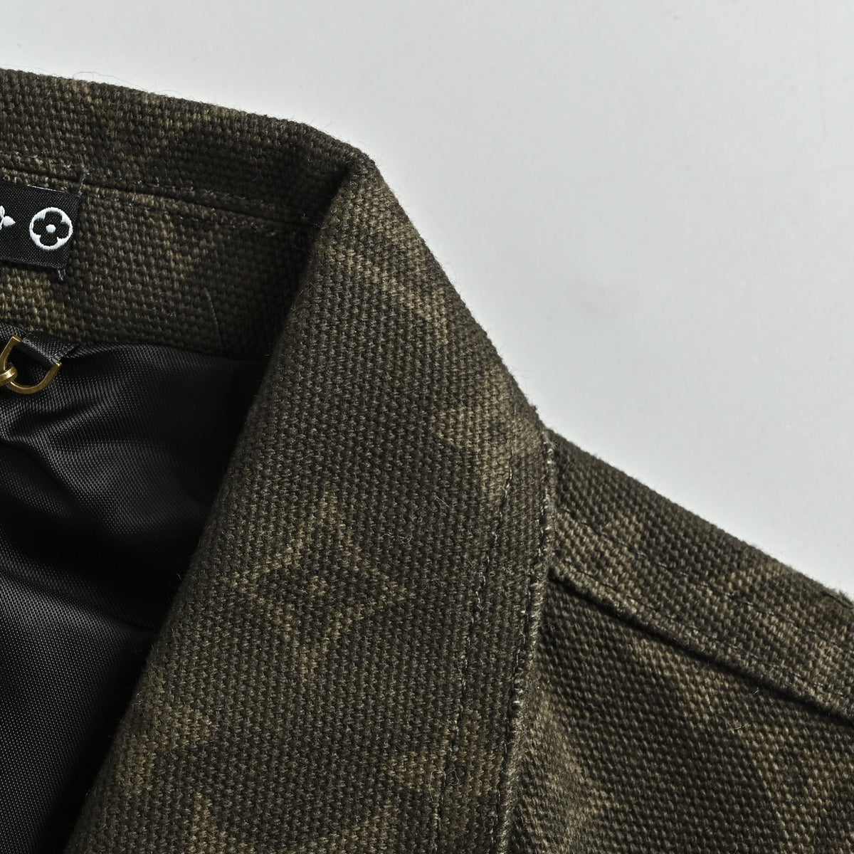 Louis Vuitton LV Monogram Full-Coverage Wax-Finish Denim Suit Jacket – Black – Unisex NP8000911