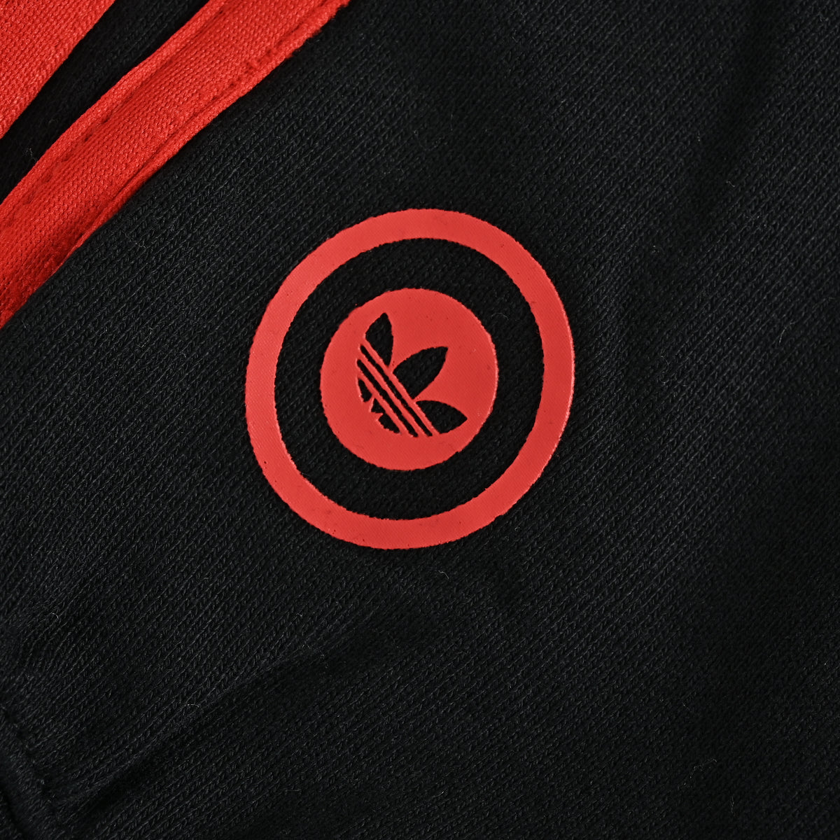 Adidas Originals × BAPE SS25 Shark Track Hoodie Jacket – Black / Red JN7119