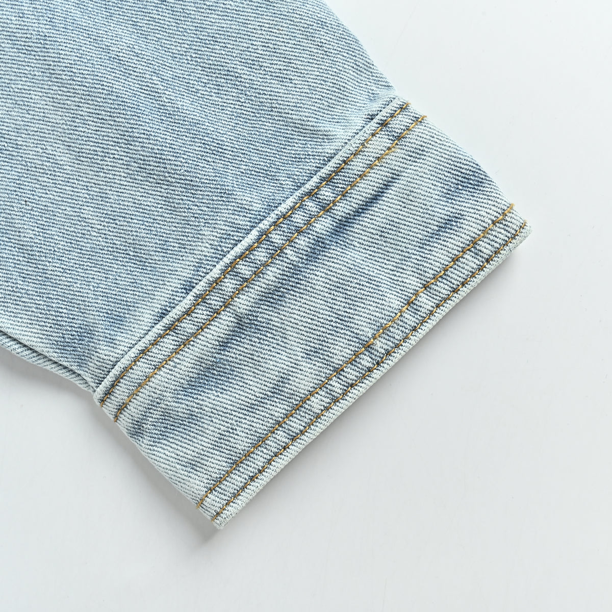 AMI Paris Heart Embroidered Vintage-Washed Denim Shirt – Unisex HH4800716