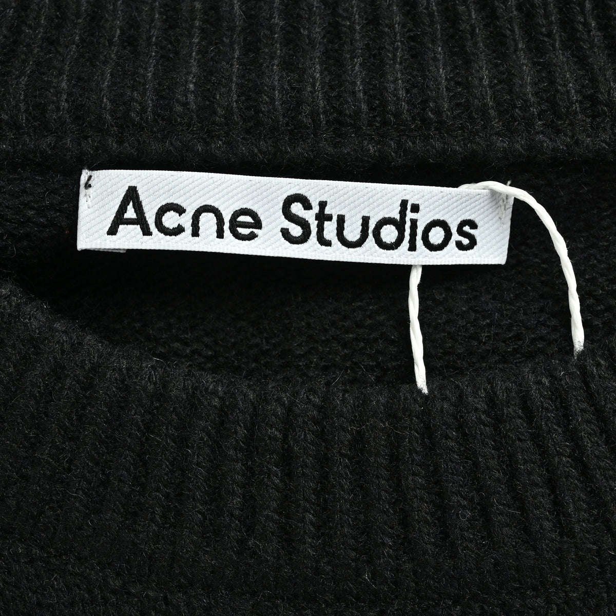Acne Studios FW25 1996 Yak-Wool Blend Distressed-Back Crewneck Sweater – Black B60400-AX0