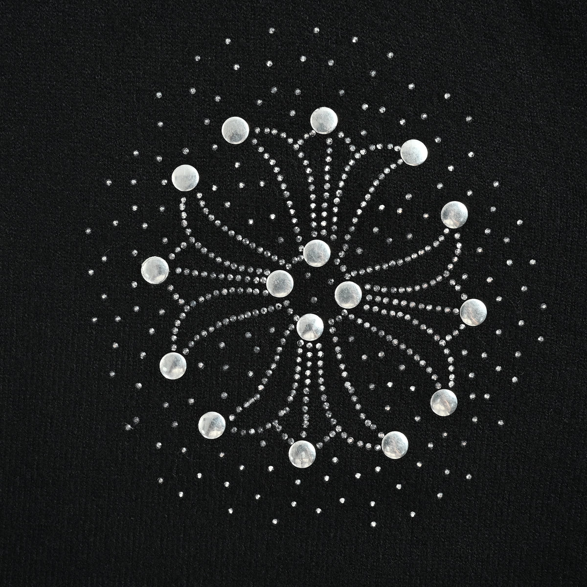 Chrome Hearts Hot-Fix Rhinestone Logo Knit Sweater – Blackxbk5200915-BLK