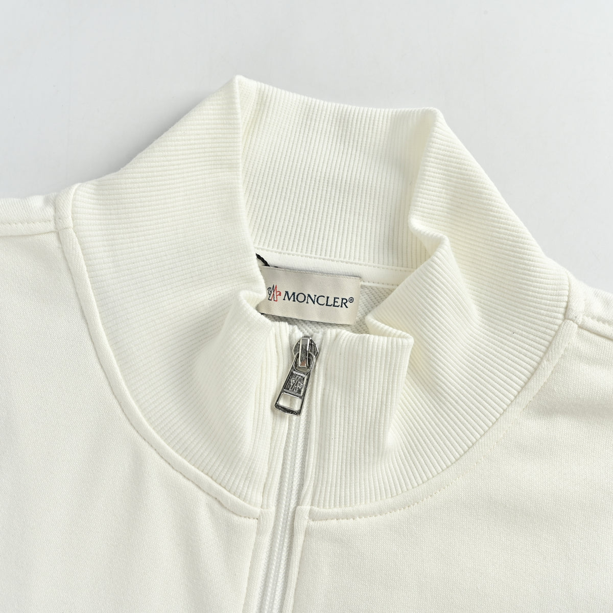 Moncler FW26 Classic Small-Badge Zip Track Jacket – Creamxbk5200915