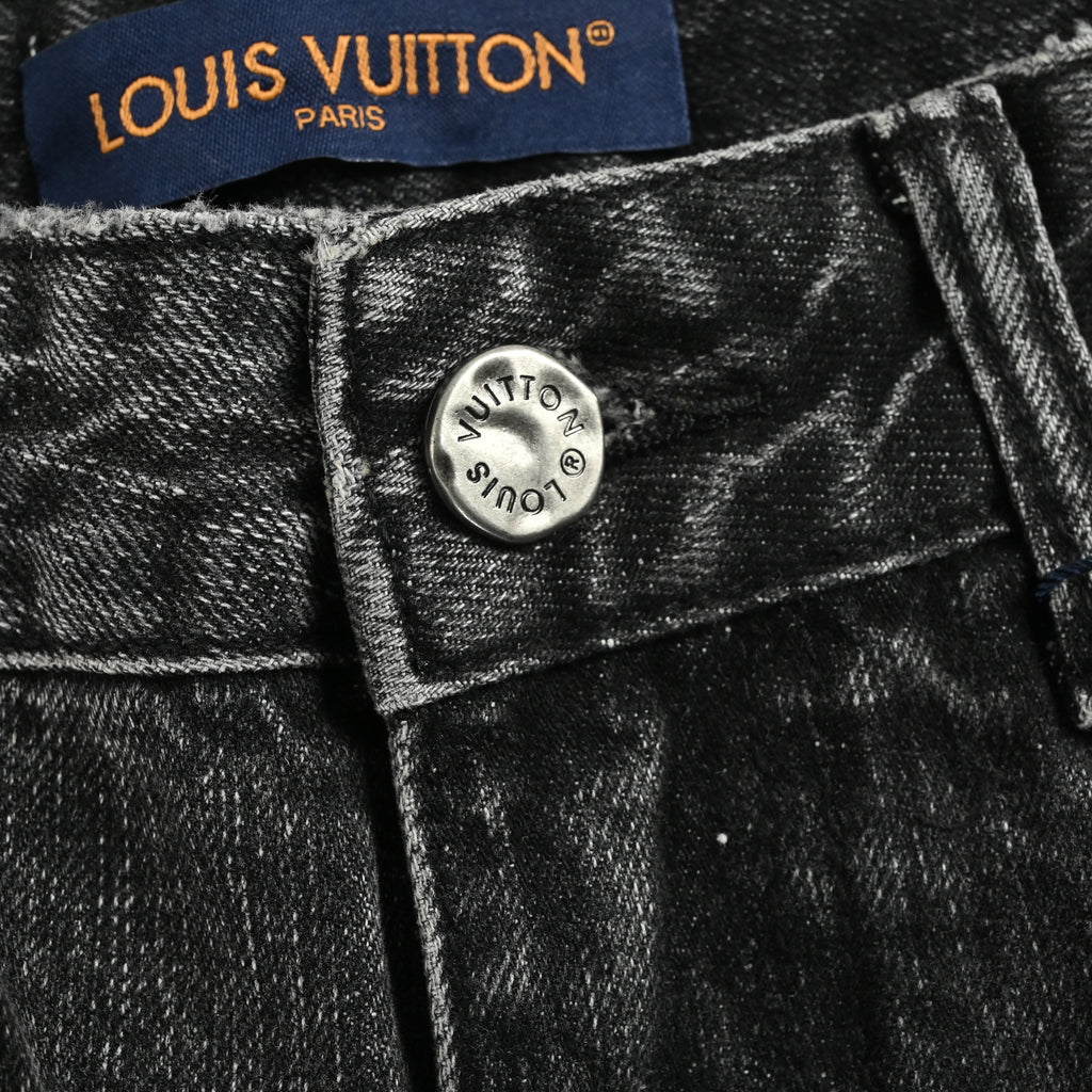 Louis Vuitton Western Rear-Pocket Heavy-Wash Slim Denim Jeans – Unisex  XM5200103