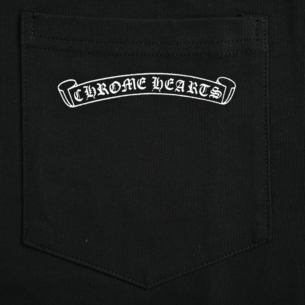 Chrome Hearts CH Large Dagger & Gothic Text Print Long-Sleeve – Black – Unisex SY3600905-DAGGER