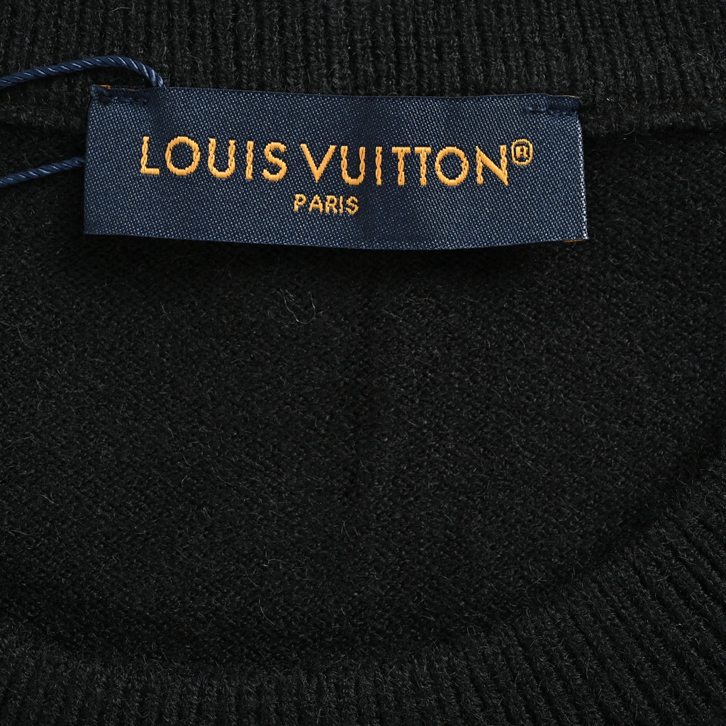 Louis Vuitton FW26 Blue Gesture Intarsia Fine-Knit Sweater – BlackXBK5200915