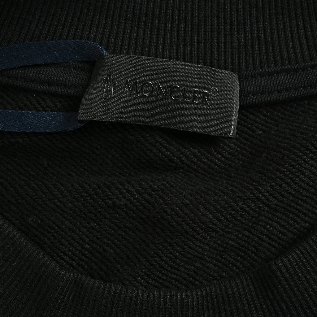 Moncler MC Embossed-Pocket Crewneck Sweatshirt – Black – Unisex L20918G0001189AZY999
