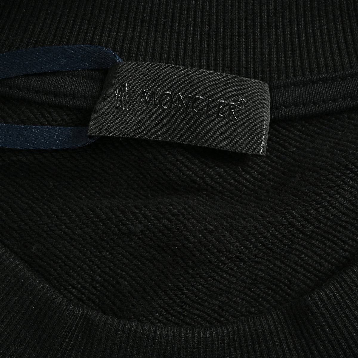 Moncler MC Embossed-Pocket Crewneck Sweatshirt – Black – Unisex L20918G0001189AZY999