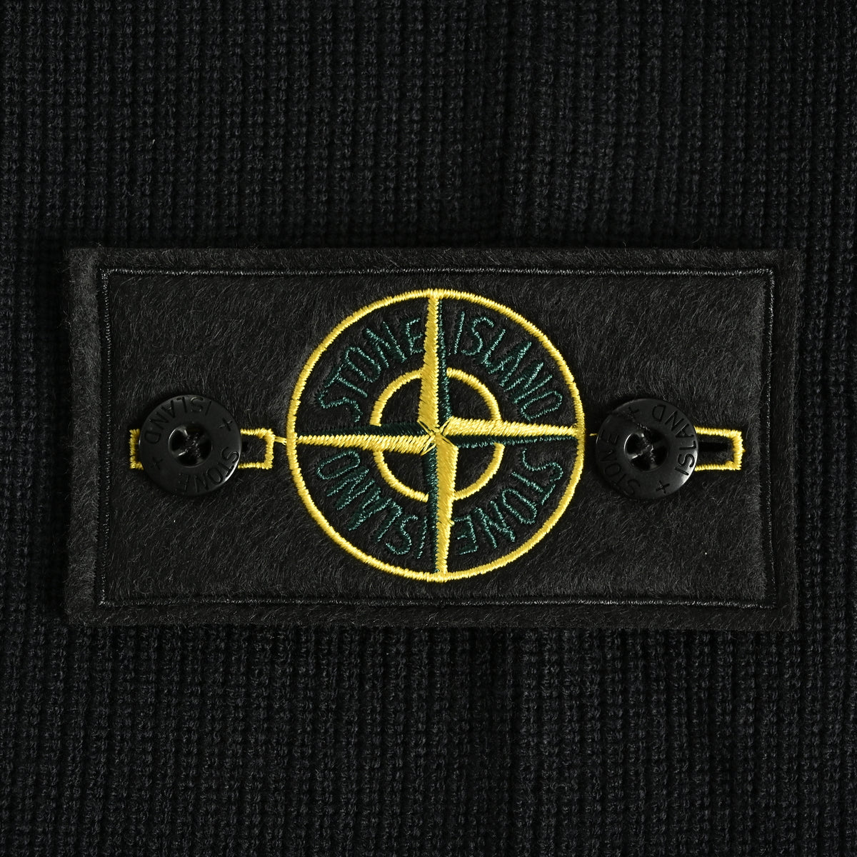 Stone Island SS26 Ribbed Soft Organic Cotton Sleeve-Badge Stand-Collar Zip Knitwear Jacket – Black – Men’s