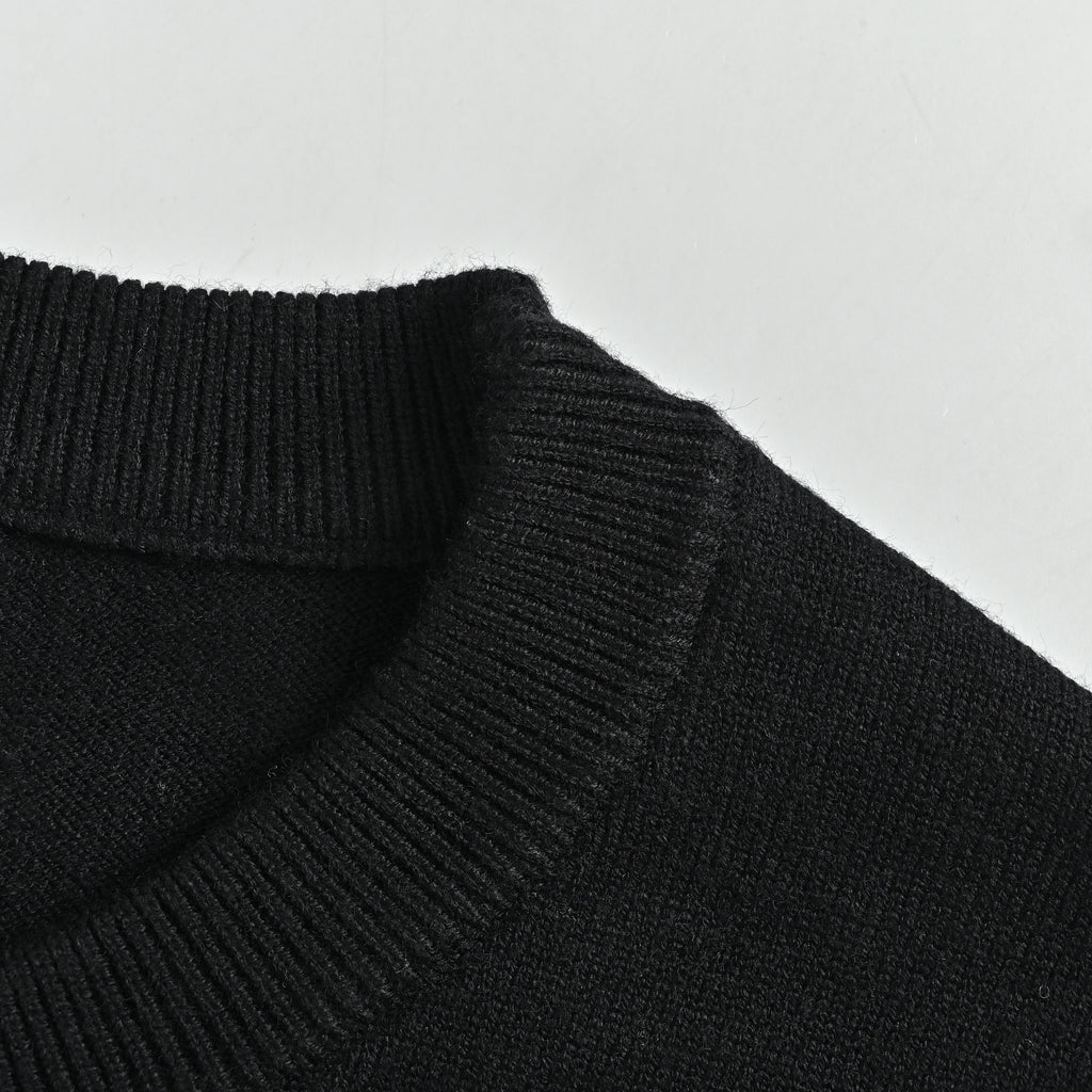 Louis Vuitton FW26 “Marque L.Vuitton Déposée” Monogram Letter Intarsia Fine-Knit Sweater – BlackXBK5200915-ML